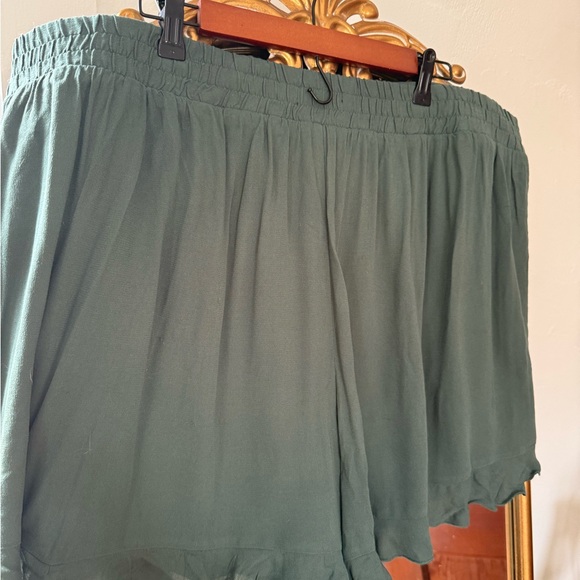 torrid shorts NWT - Picture 4 of 5